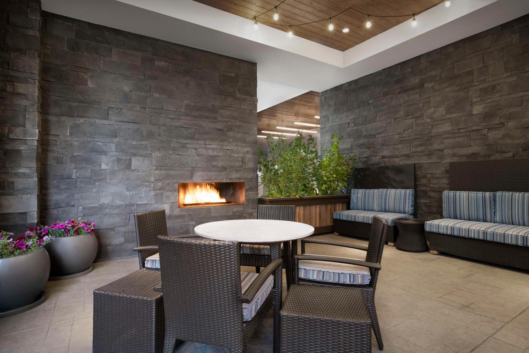 Home2 Suites By Hilton Eugene Downtown University Area Buitenkant foto